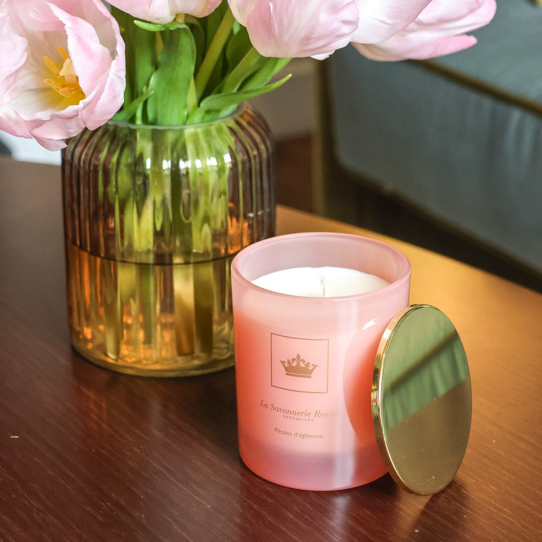 Pétales d'églantine (Rosehip Petals) Candle - Colored Collection